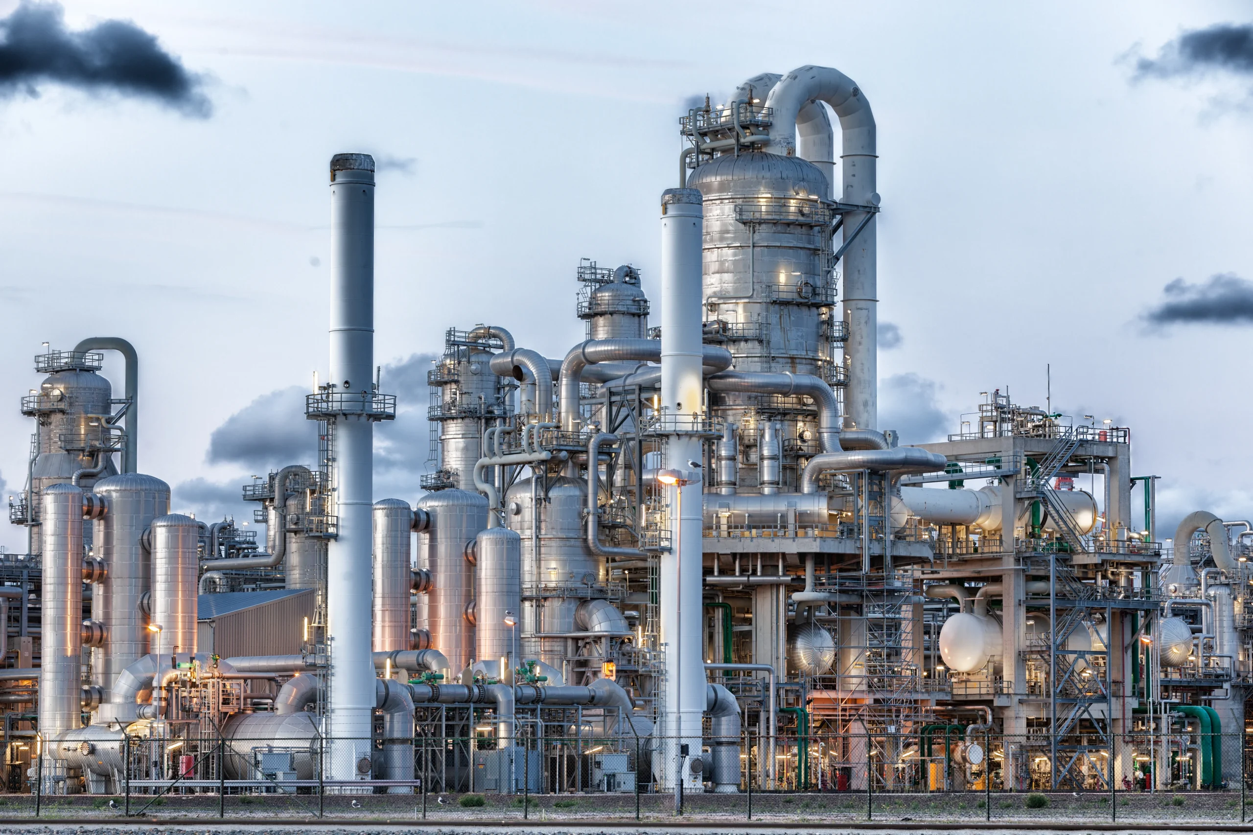 Building Strong Workforce for Oil & Gas Industry